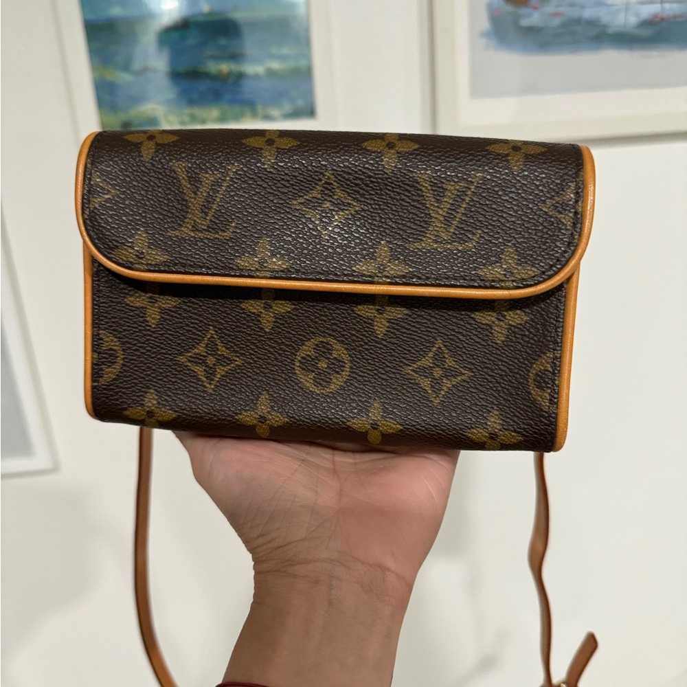LV florentine waist bag